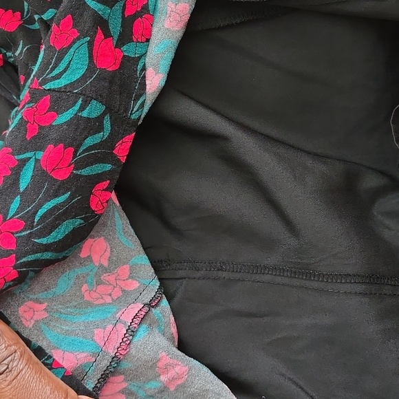 Lovers + Friends Wiley Floral Top In Rosebud Size M - Picture 12 of 16